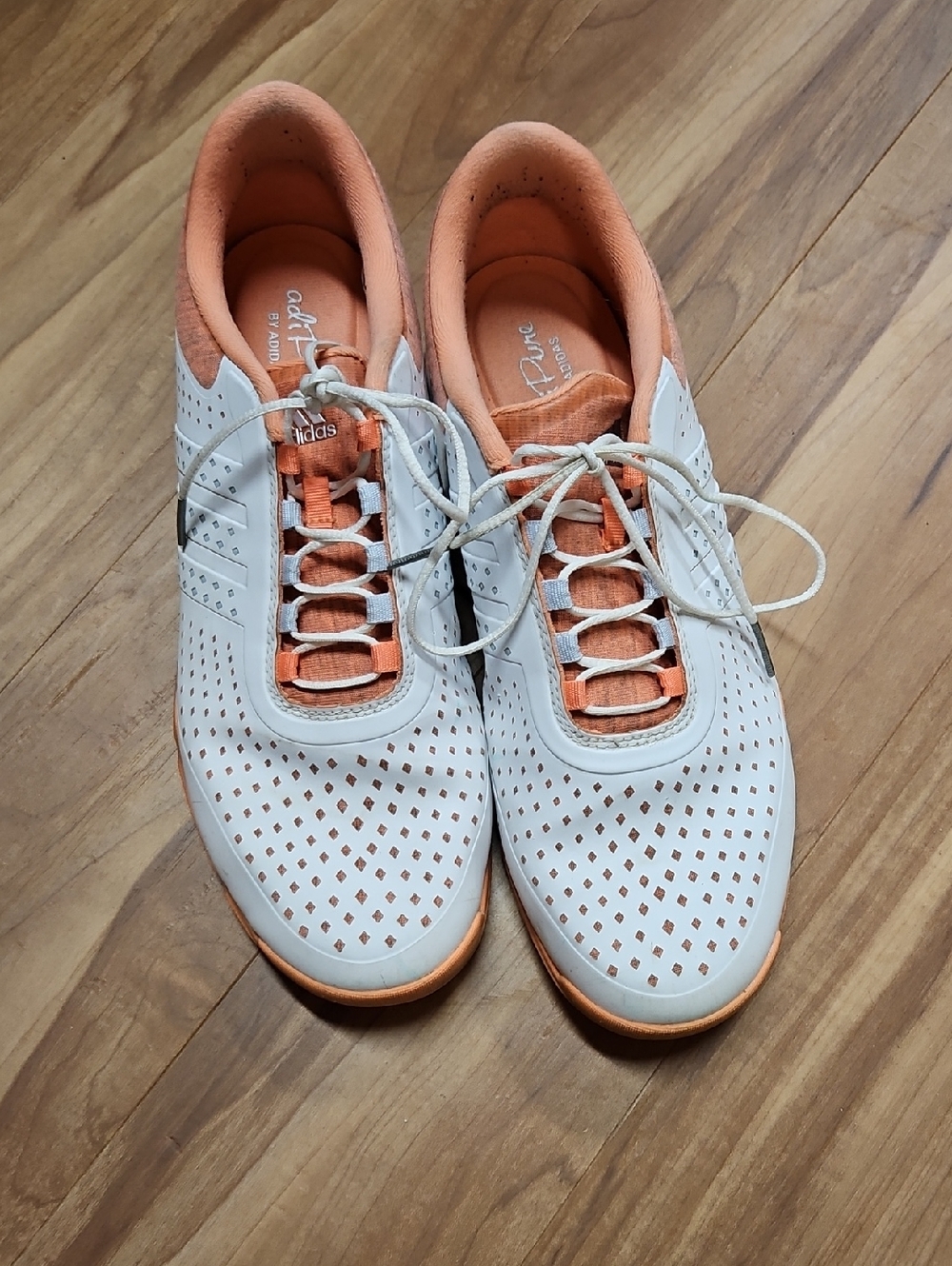 adidas Women's White and Peach Athletic Golf Shoes
